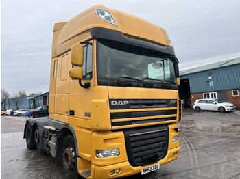 Tegljač DAF XF 105 460