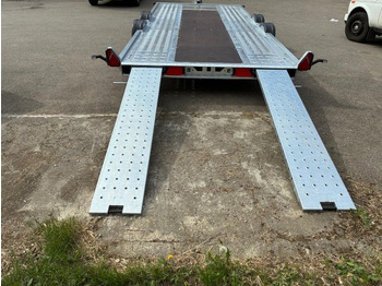 Prikolica za prevoz automobila BRIAN JAMES TRAILERS
