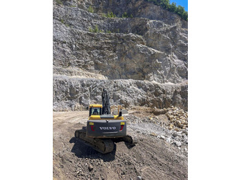 Bager guseničar Volvo EC220D: slika 3