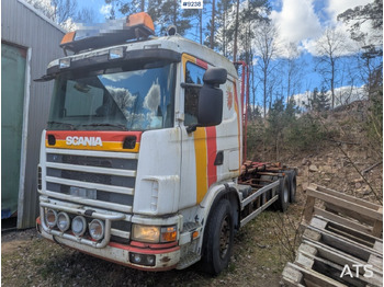 Kamion sa hidrauličnom kukom SCANIA R164