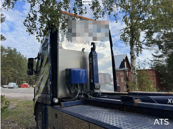 Kamion sa hidrauličnom kukom VOLVO FH16-660 6*2 LAXO-Bracket with load changer, woodchip box, and flatbed: slika 4