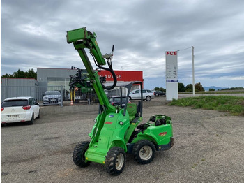 Zglobni utovarivač Avant M 528 EIPTT /Certificat CE endommagée: slika 2