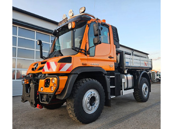 Istovarivač UNIMOG