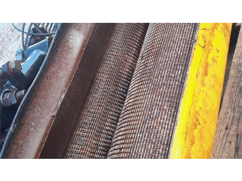 Oprema za prevrtanje i razlaganje NEW HOLLAND
