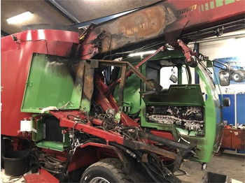 Prikolica za mešanje stočne hrane Strautmann Verti-Mix SF1702 Selvkørende blander: slika 4