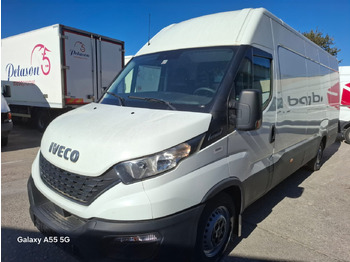 Putnički kombi IVECO Daily 35s16