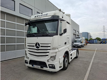 Tegljač MERCEDES-BENZ Actros 1845