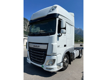 Tegljač DAF XF 460