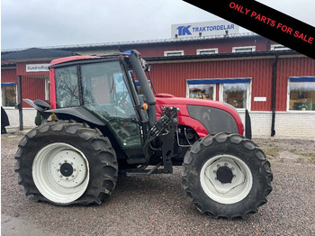 Traktor VALMET
