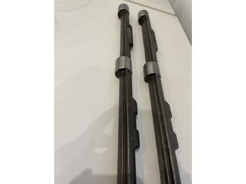 Motor i delovi za Poljoprivredna mašina John Deere 4039 4239 4045 - wałek balansera wyrównowaźający AR61352: slika 3