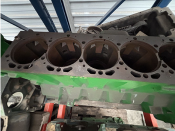 Motor i delovi JOHN DEERE