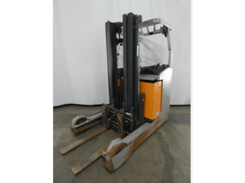 Regalni viljuškar STILL