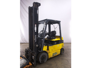 Električni viljuškar TOYOTA