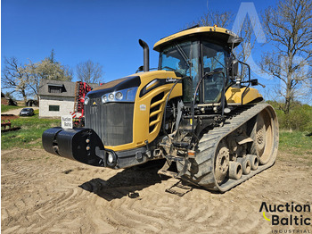 Traktor guseničar CHALLENGER