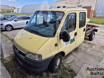 Dostavno vozilo, Dostavno vozilo sa duplom kabinom Fiat Ducato: slika 2