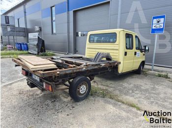 Dostavno vozilo, Dostavno vozilo sa duplom kabinom Fiat Ducato: slika 3