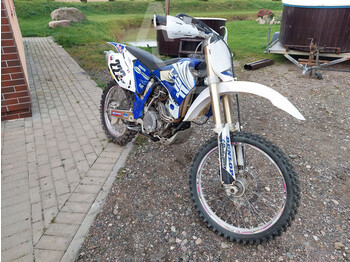 Motocikl Yamaha YZ450F: slika 1