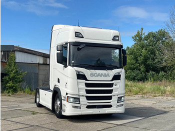 Tegljač SCANIA R 450