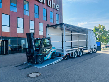 Kamion sa ceradom VOLVO FH 500