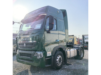 Tegljač SINOTRUK HOWO