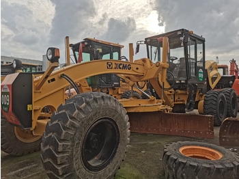 Grejder XCMG GR180