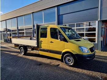 Dostavno vozilo s ravnom platformom MERCEDES-BENZ Sprinter 313