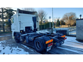 Tegljač DAF XF 95.430 EURO 2 MANUAL GEARBOX: slika 4