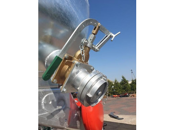 Novu Cisterna za osoku POMOT Single-axial tanker truck/ Beczkowóz wóz asenizacyjny 8000 l: slika 3
