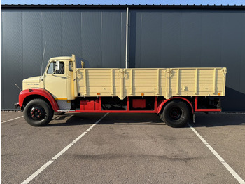 Kamion sa tovarnim sandukom SCANIA L