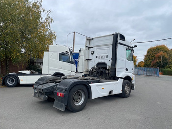 Tegljač Mercedes-Benz Actros: slika 3