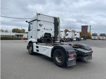 Tegljač Mercedes-Benz Actros: slika 4