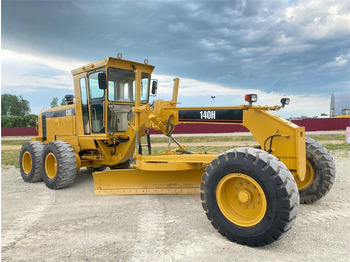 Grejder CATERPILLAR 140H