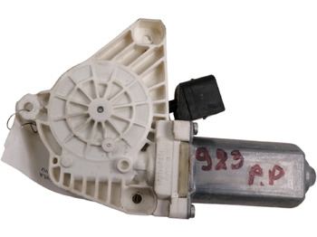 Staklo i delovi MERCEDES-BENZ