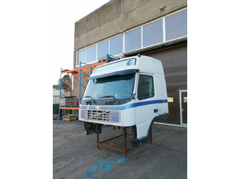 Kabina i enterijer VOLVO