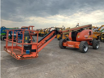Zglobna platforma JLG 600AJ