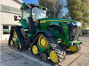 Traktor JOHN DEERE