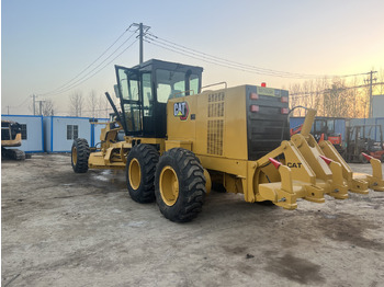 Grejder CATERPILLAR 140H