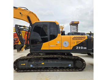 Bager HYUNDAI R210