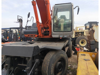 Bager točkaš HITACHI ZX160W
