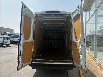Lizing Furgón IVECO 35S14 V 12m3 Furgón IVECO 35S14 V 12m3: slika 5 Lizing Furgón IVECO 35S14 V 12m3 Furgón IVECO 35S14 V 12m3: slika 5