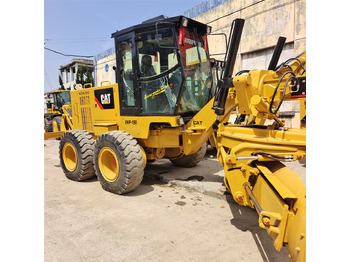 Grejder CATERPILLAR 140H