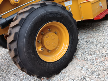 Novu Bager utovarivač CATERPILLAR 420F2 CAT 420FⅡ: slika 4 Novu Bager utovarivač CATERPILLAR 420F2 CAT 420FⅡ: slika 4