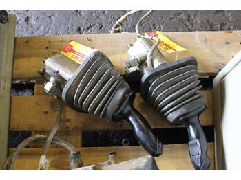 Kabina i enterijer LIEBHERR