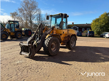 Utovarivač točkaš VOLVO L45B