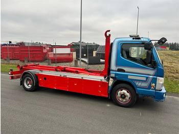 Kamion sa hidrauličnom kukom MITSUBISHI