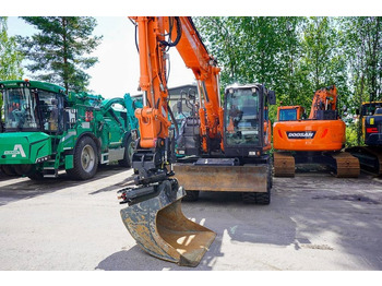 Bager točkaš Hitachi ZX 140 W-6: slika 4
