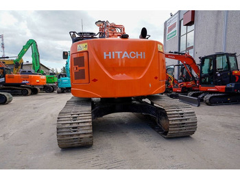 Lizing Hitachi ZX225USLC-5B MARTTIINILLA  Hitachi ZX225USLC-5B MARTTIINILLA: slika 4 Lizing Hitachi ZX225USLC-5B MARTTIINILLA  Hitachi ZX225USLC-5B MARTTIINILLA: slika 4