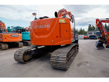 Lizing Hitachi ZX225USLC-5B MARTTIINILLA  Hitachi ZX225USLC-5B MARTTIINILLA: slika 5 Lizing Hitachi ZX225USLC-5B MARTTIINILLA  Hitachi ZX225USLC-5B MARTTIINILLA: slika 5