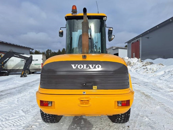 Utovarivač točkaš Volvo L45B UUDET RENKAAT: slika 3