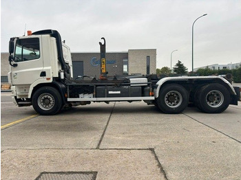 Kamion sa hidrauličnom kukom DAF CF 85 410